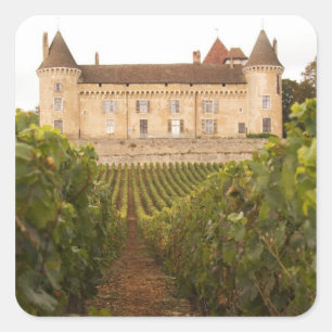 Das alte mittelalterliche Schloss Chateau de Rully Quadratischer Aufkleber