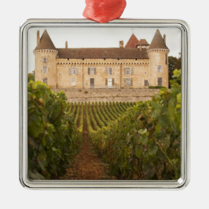 Das alte mittelalterliche Schloss von Rully am Mee Ornament Aus Metall