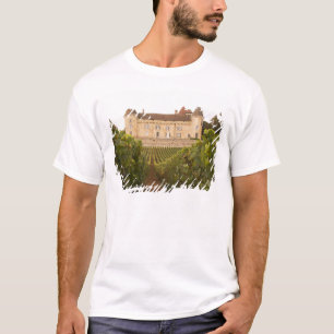 Das alte mittelalterliche Schloss von Rully am Mee T-Shirt