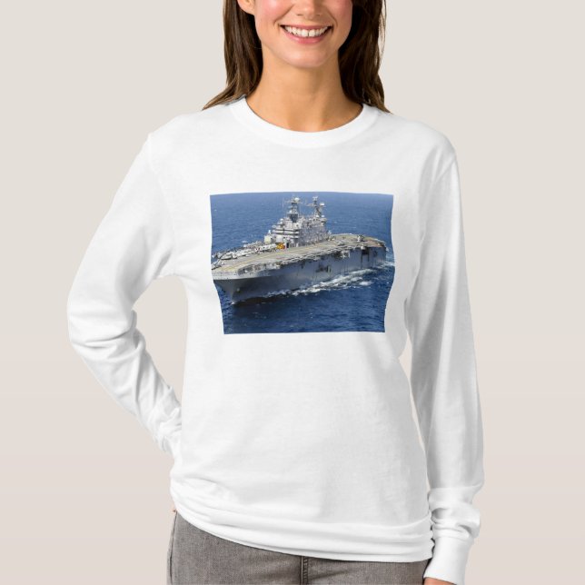 Das Amphibienschiff USS Peleliu T-Shirt (Vorderseite)