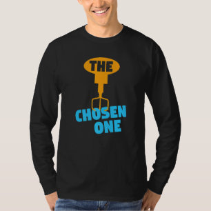 Das ausgewählte Spielzeug mit einer Klangmaschine T-Shirt