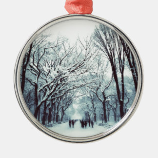 Das Central Park-Mall im Winter Silbernes Ornament