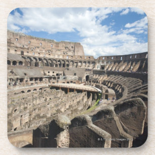 Das Colosseum wird in Rom, Italien aufgestellt. Getränkeuntersetzer
