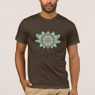 Das dunkle Shirt der Lotus Men