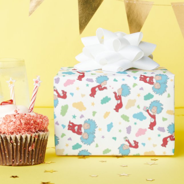 Das eine ist das zwei süße Dingmuster Geschenkpapier (Geburtstagsparty)