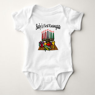 Das erste Kwanzaa des Babys Baby Strampler