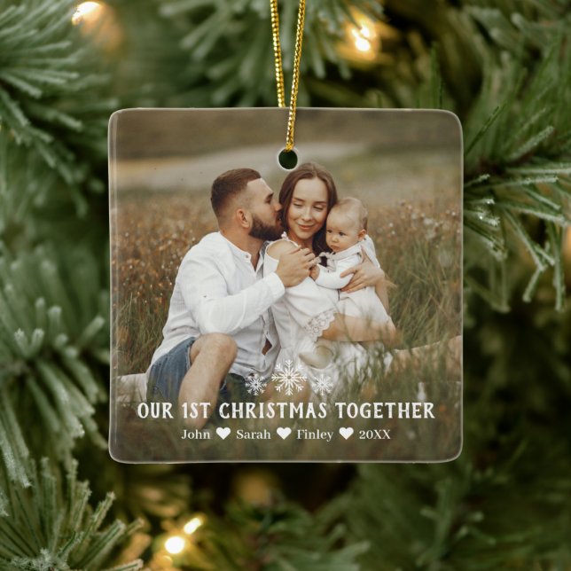Das erste Weihnachtsfest der Familie - Schneeflock Keramikornament (Baum)