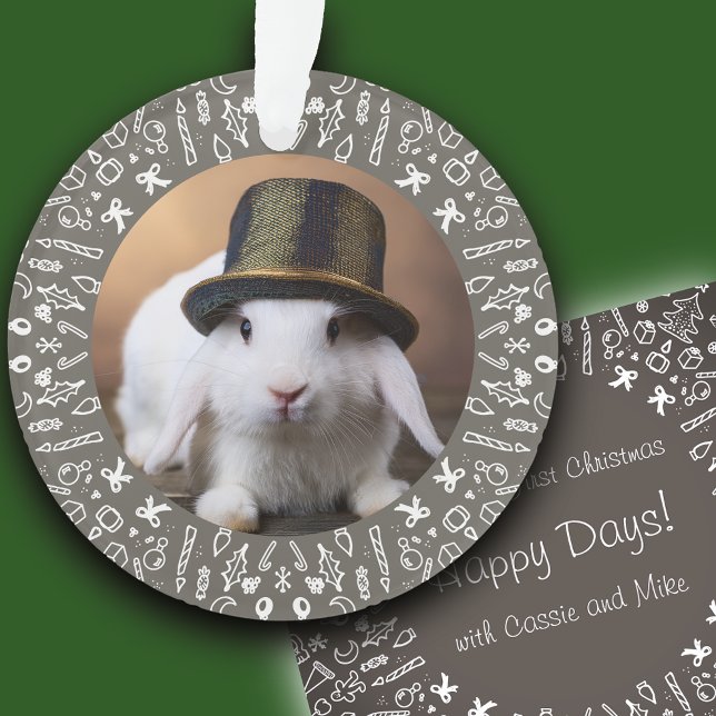 Das erste Weihnachtsfest unseres Kaninchens Ornament (Von Creator hochgeladen)
