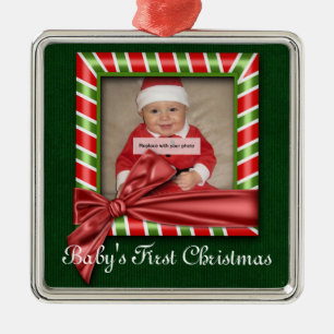 Das erste Weihnachtsschmuck des Babys