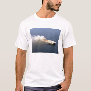 Das ex-Oriskany, ein außer Dienst gestelltes T-Shirt