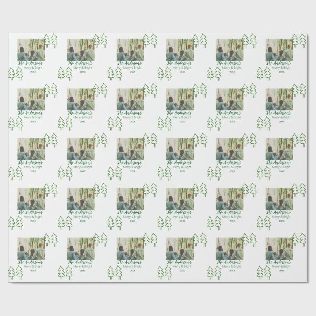 Das familiengrüne Weihnachtsbaum Foto modern Geschenkpapier (Flach)