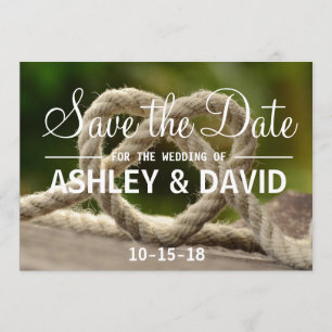 Das Festhalten der Knoten Save the Date Karte