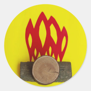 das Feuer auf dem klassischen Rundaufkleber Runder Aufkleber