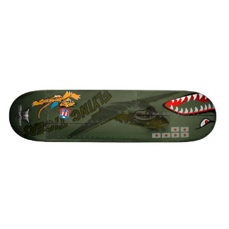 Das Flying Tigers P-40 Skateboard