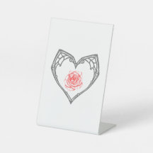 Das Forbidden Rose Bücherregal-Dekor