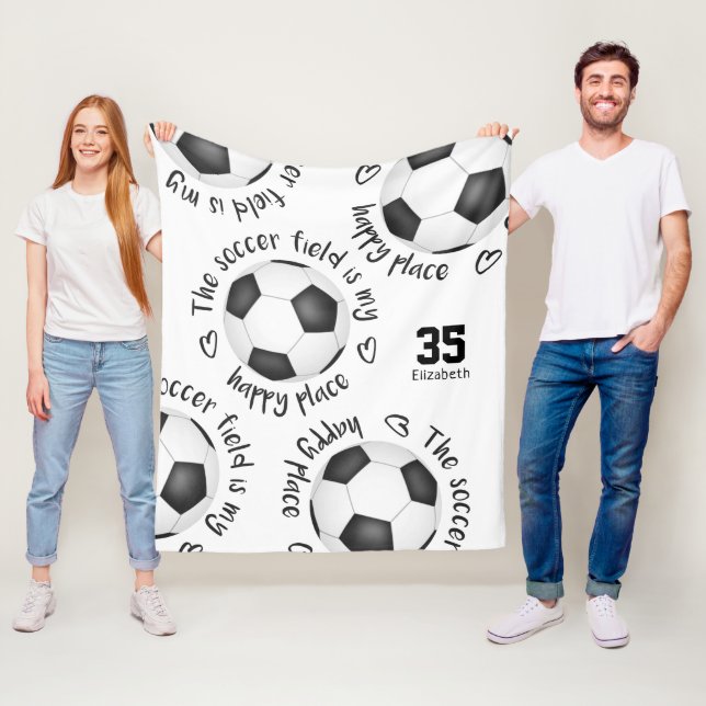 Das Fußballfeld ist mein glücklicher Ort, wo Mädch Fleecedecke (Beispiel)