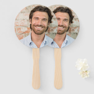 Das Gesicht der Groom auf einem Stick-Junggeselinn Fächer