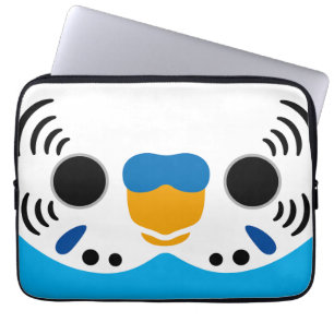 Das Gesicht eines normalen himmelblauen männlichen Laptopschutzhülle