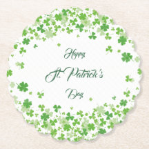 Das grüne Kleeblatt ist glücklich mit St. Patrick