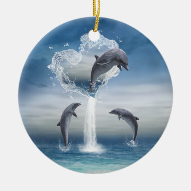 Das Herz der Delphine rund um das Ornament (Vorne)