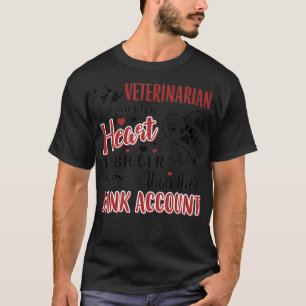 Das Herz von Tierärzten ist größer als ihr Akku T-Shirt