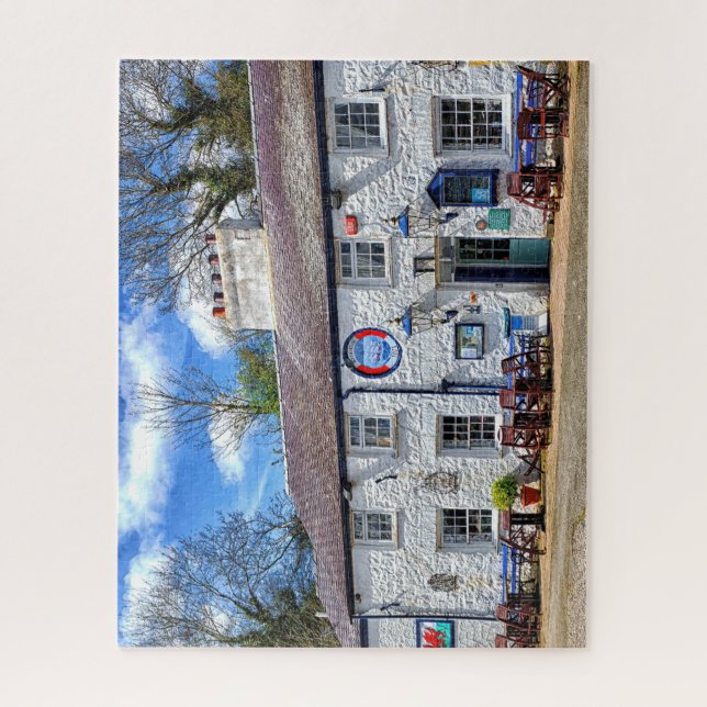 Das historische Ship Inn in Red Wharf Bay, Anglese (Vertikal)