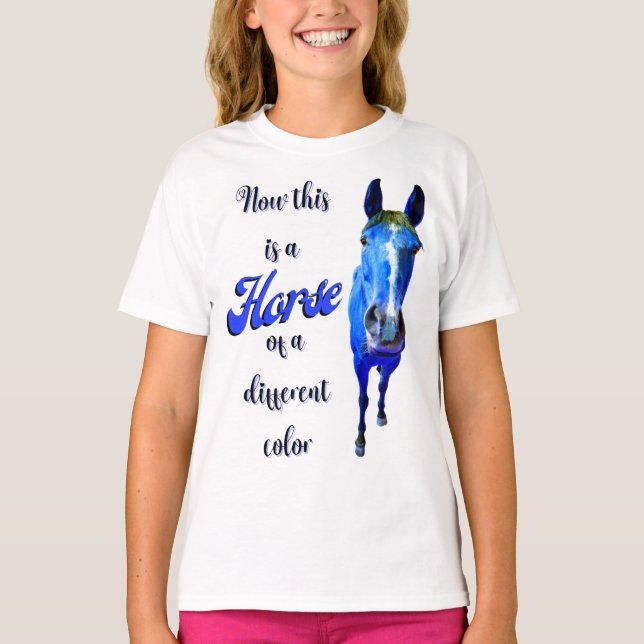 Das ist ein Pferd mit einer anderen Farbe in Blau T-Shirt (Vorderseite)