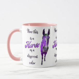 Das ist ein Pferd mit einer anderen Farbe Lila Tasse