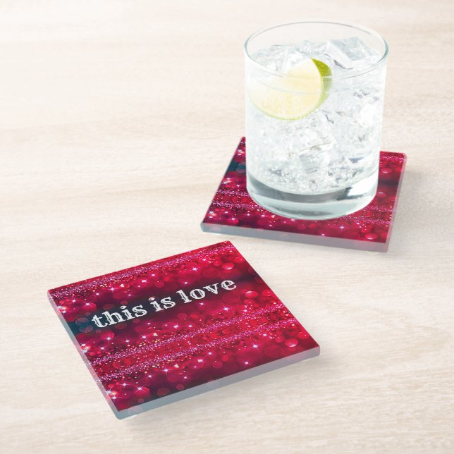 Das ist Liebe Cherry Sparkle Drink Untersetzer (Schrägansicht)