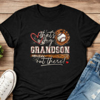 Das ist mein Enkel dort draußen Baseball-Oma