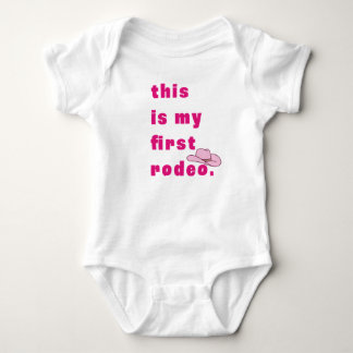 Das ist mein erstes Rodeo in Rosa Baby Strampler