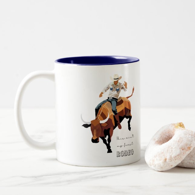 Das ist nicht mein erstes RODEO: Bull-Reiter Zweifarbige Tasse (Mit Donut)