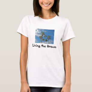 Das Leben im Traumpalmen und das Foto Blue Sky T-Shirt