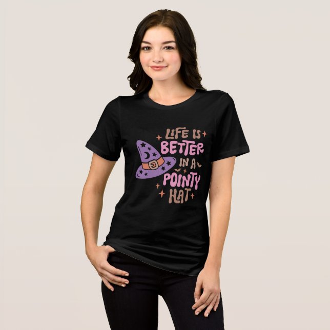 Das Leben ist besser in einer mächtigen Huthütte. Tri-Blend Shirt (Vorderseite voll)