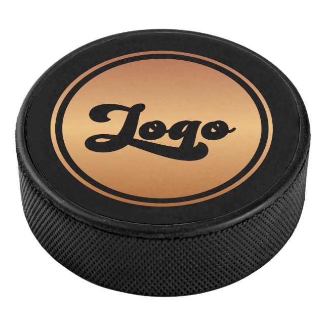 Das Logo "Black" mit dem Logo "Custom Gold Round B Eishockey Puck (3/4)