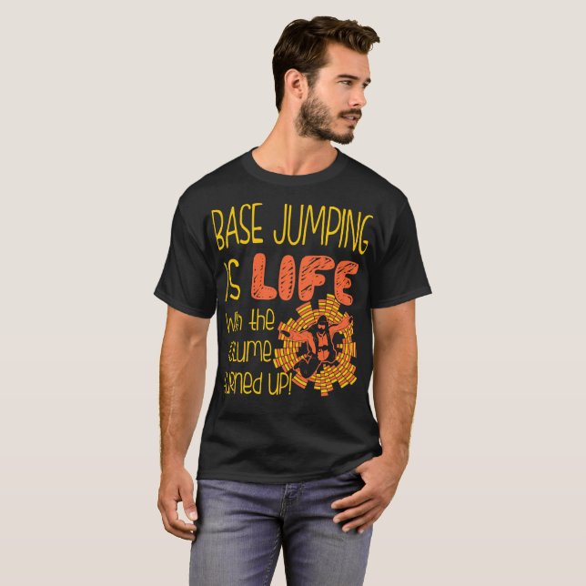Das niedriges Springen ist Leben mit dem Volumen, T-Shirt (Vorne ganz)