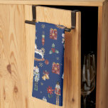 Das Nutcracker Weihnachtsballett Vintag Navy Blue Geschirrtuch<br><div class="desc">Das Nutcracker Weihnachtsballett Vintage Küchentücher. Perfect Kris Kringle anwesend. Matching-Elemente im Store verfügbar! https://www.zazzle.com/collections/119667271404904397</div>