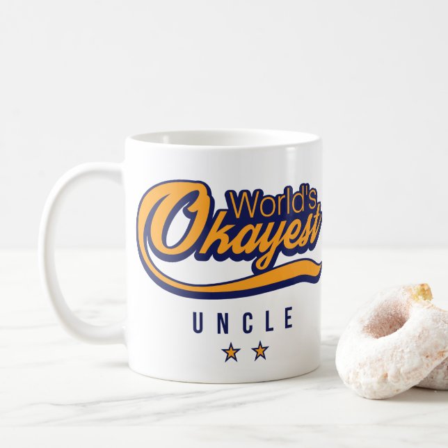 Das Okayest der gelbe blaue Welt Sterne Onkel-With Kaffeetasse (Mit Donut)