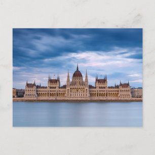 Das Parlamentsgebäude in Budapest an der Donau Pos Postkarte
