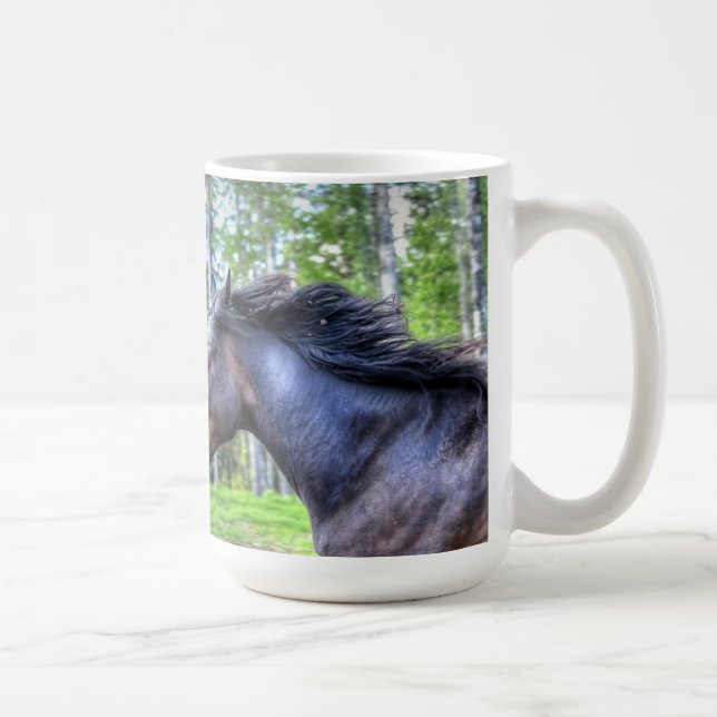 Das Percheron Pferd Foto läuft auf schwarzem Thoro Kaffeetasse (Rechts)