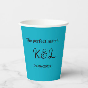 Das perfekte Match-Paar Name Buchstabe Datum Blau  Pappbecher