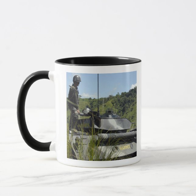 Das philippinische Team für die Anlandung der Mari Tasse (Links)