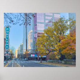 Das pulsierende Portland Oregon City im Herbst Poster