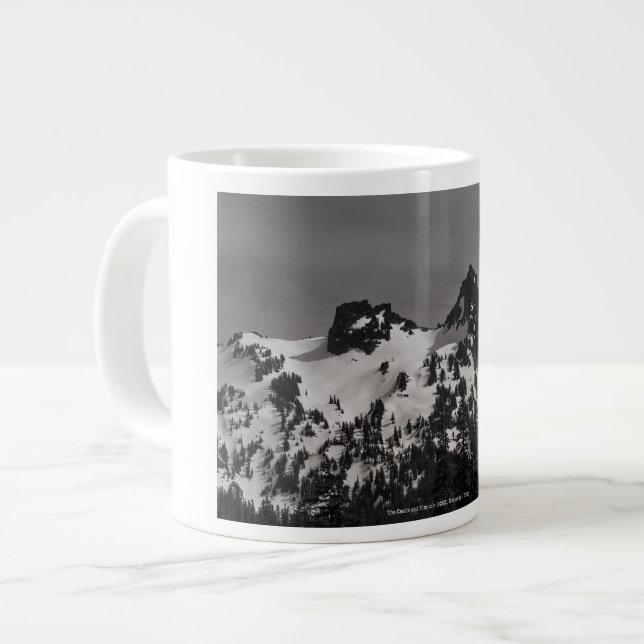 Das Schloss und der Pinnacle Jumbo-Tasse (Vorderseite Links)