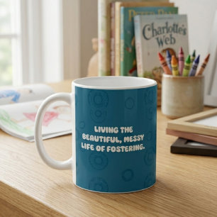 Das schöne chaotische Leben des Foster-Designs Kaffeetasse