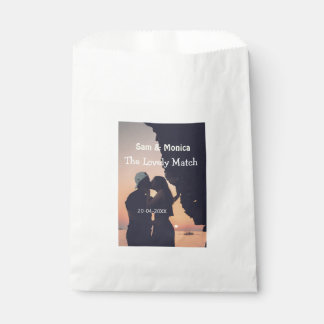 das schöne Match-Paar Hochzeitsname Datum einfach Geschenktütchen