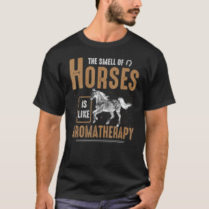 Das süße Pferd, das nach Pferden riecht, ist wie T-Shirt