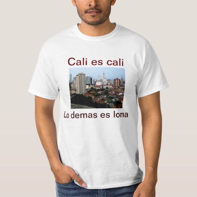 Das T-Shirt der humorvollen kolumbianischen (Vorderseite)