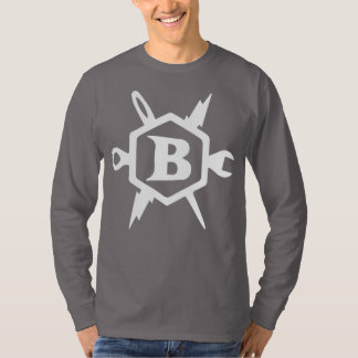 Das T-Shirt des langschlackigen Chirurgie