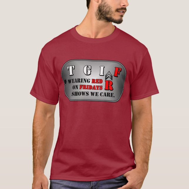 Das T-Shirt roter Freitag-Männer (Vorderseite)